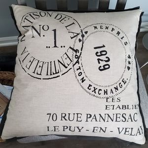 18 inch pillow, like new, never used